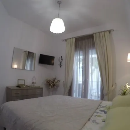 New 2 Bedroom Apt. Just By The Sea!