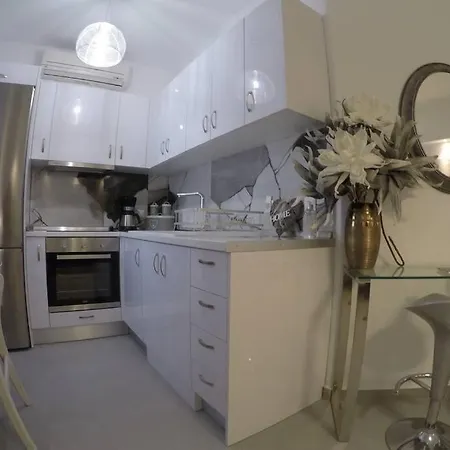 New 2 Bedroom Apt. Just By The Sea! * Polychrono